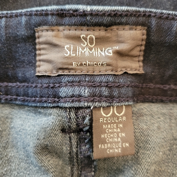 Chico's So Slimming Straight Leg Studded Pocket Jeans Chico's Size 00 - Picture 10 of 13